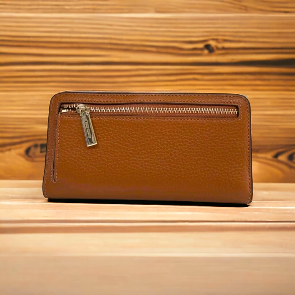 Brand new with tag, Kate spade leather wallet